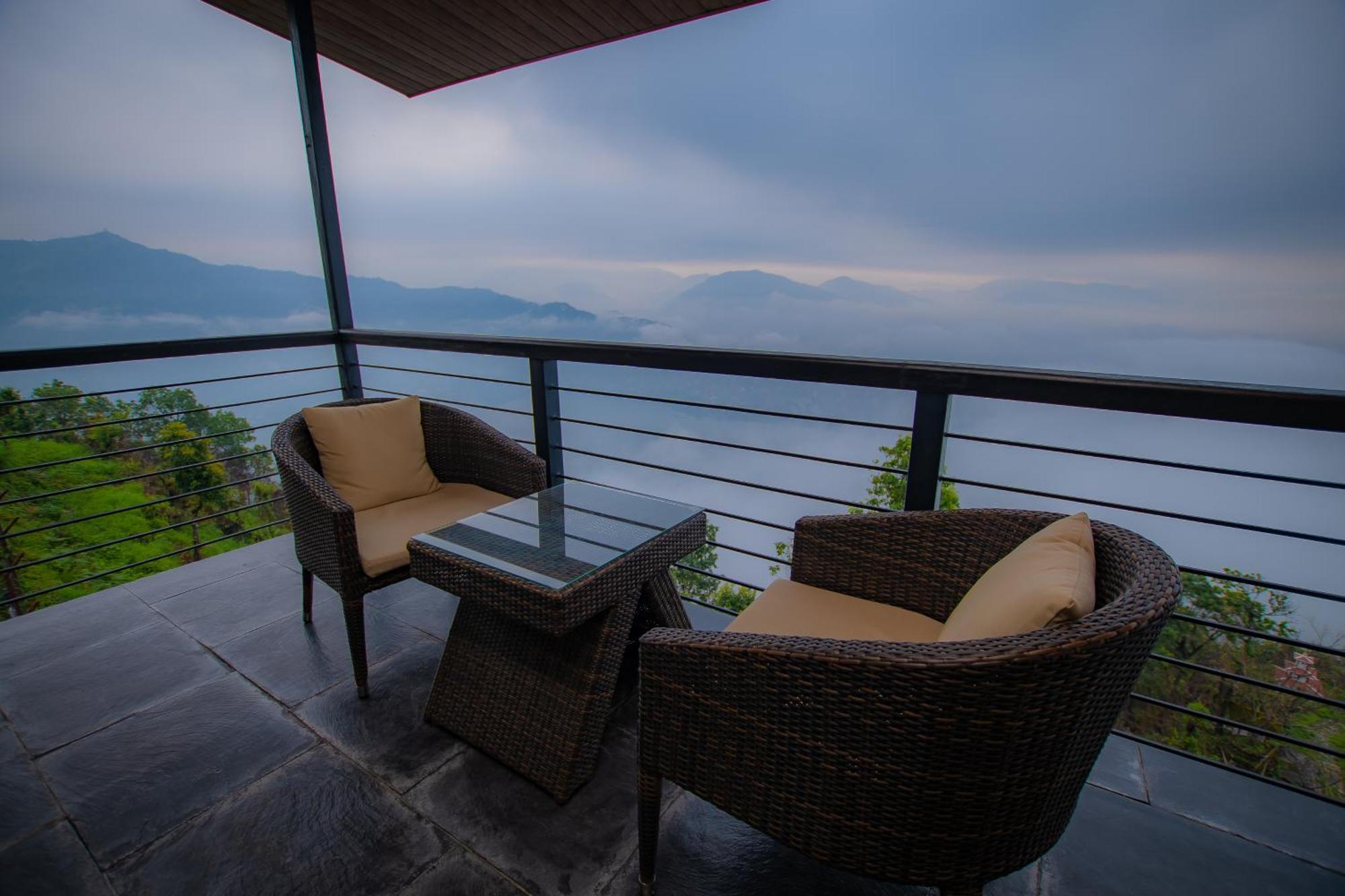 Raniban Retreat Hotel Pokhara Bagian luar foto