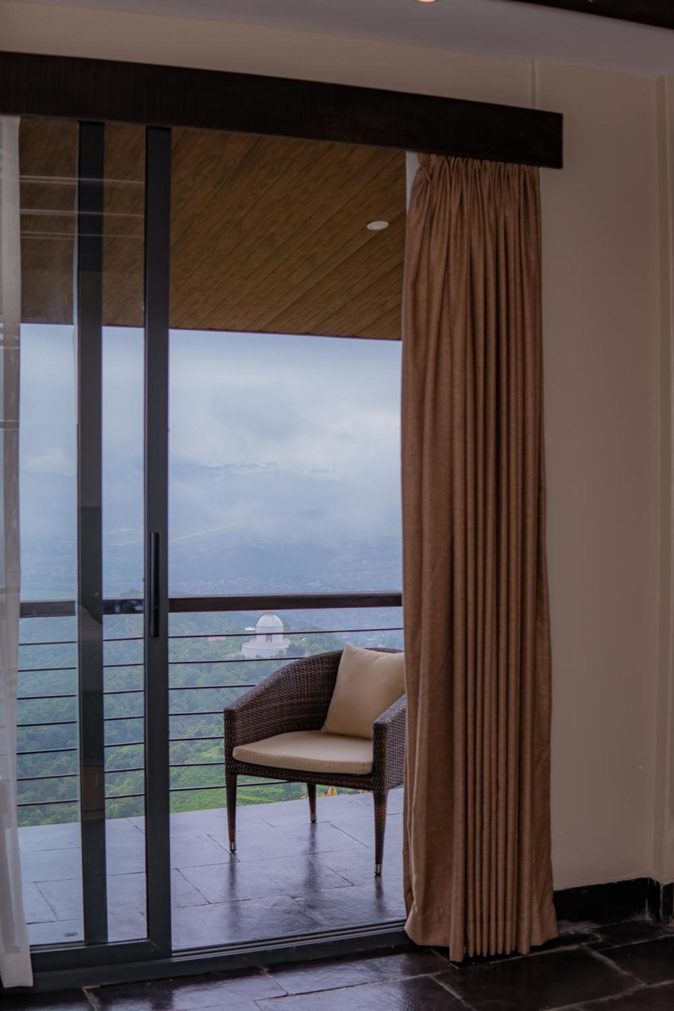 Raniban Retreat Hotel Pokhara Bagian luar foto